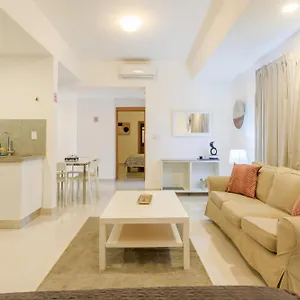 Escape Apartments, Balcony, Pool & Gym In La Julia Santo Domingo